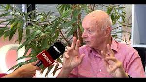 Persönliche & berufliche infos zu peter elstner bei namenfinden.de: Peter Elstner Sportreporter Legende Prasentiert Neues Buch Youtube