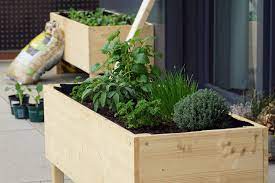 Our decorative and durable steel garden beds have an attractive exterior and. 11 Best Raised Garden Beds Boxes For 2021 Raised Garden Bed Ideas