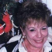 Carolyn Doucette's Instagram, Twitter & Facebook