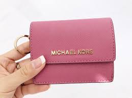 Michael kors gift cards are redeemable online at michaelkors.com or at michael kors stores.mocheal kors offer three convenient shipping methods for michaelkors.com online orders: Michael Kors Jet Set Card Holder Key Ring Chain Id Tulip Pink Wallet