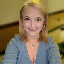 Catherine Eddy (@fyreglo)