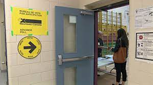 Une Faille Dans Le Systeme D Elections Canada Permet De Voter Plus D Une Fois Elections Canada 2015 Radio Canada Ca