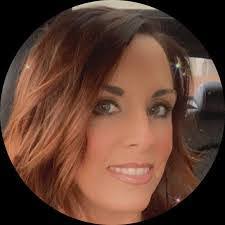 Annette Eaves's Instagram, Twitter & Facebook