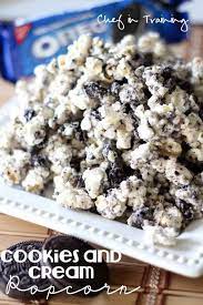 13 Crazy Awesome Popcorn Recipes For Netflix Marathons Delicious Desserts Sweet Recipes Snacks