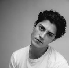 A nice and honest look at books, music, theatre , travel and everything  else in between.