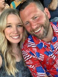 I didn't know my heart could expand like this! My family circle has  expanded SO much in the last decade!! Watching my beautiful nieces grow is  so incredible 💗💗💗💗 their joy, spunk,