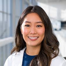 Carrie Wise's Instagram, Twitter & Facebook