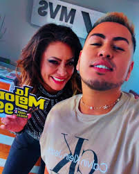 Nagdagdag si/ang La Mejor Fm 99.9...