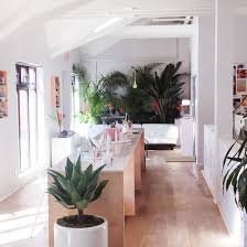 Inside The Glossier 2015 Summer Showroom Pop Up Shops Glossier Pop Up Corporate Office Decor