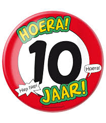 Paper Dreams Button Xl Hoera 10 Jaar