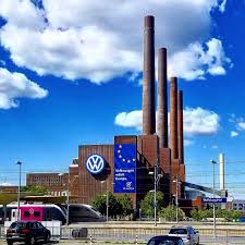 Where The Good Things Happen Volkswagen Factory Wolfsburg Germany Germanautohaus Chattanooga Vw Volkswagen Wolfsburg Wolfsburgstadt Facto Automotivo