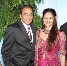 #actorsatishkaushik #satishkaushikbiography #rjmalado you know where is actor satish kaushi's village in haryana?how he started his film career?where he. What Satish Kaushik Has In Common With Aamir Khan Rediff Com Movies