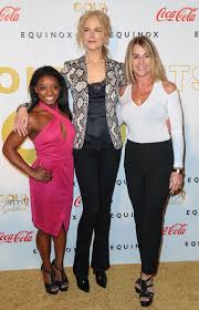 Simone biles, quadruple médaillée d'or olympique, a déclaré je dois me concentrer sur ma santé mentale après s'être retirée. Simone Biles Hohe