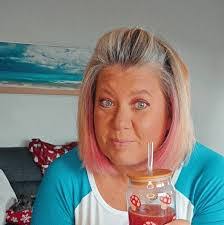 Heather Kranz's Instagram, Twitter & Facebook