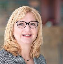 Donna Samsa's Instagram, Twitter & Facebook