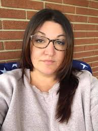 What facial products or face washes help with oily skin?