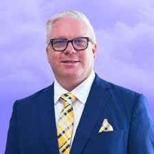 Fred Smith was a true legend in aviation. As the founder of FedEx, he  revolutionized cargo the same way Herb Kelleher and Southwest Airlines  revolutionized commercial air travel—giving people and…