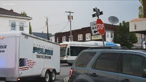 Many sites have moved to streaming video, making it easier to view a video or movie online, but more difficult to down. 9 Year Old Boy Struck By Suv In Niagara Falls In Critical Condition Wgrz Com