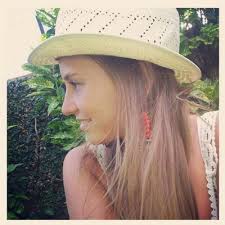 María Laura Casanova (@laucasanova)