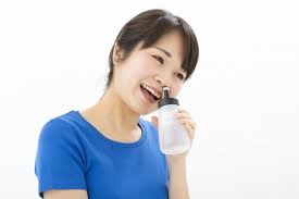 副鼻腔炎 蓄膿症 の対策 重曹入りの強化版 鼻うがい で膿も花粉も洗い流そう カラダネ 慢性副鼻腔炎 副鼻腔 副鼻腔炎