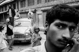 John Vink, photographe de l'âme humaine, entre paix et chaos, conflits et  poésie