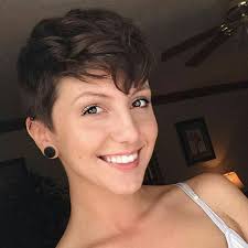 The ducktail hairstyle certainly made a lot of noise back in the 1950's, however, since then it has sort of quieted down in today's times. 23 Chic Pixie Cut Ideas Popular Short Hairstyles For Women Styles Weekly