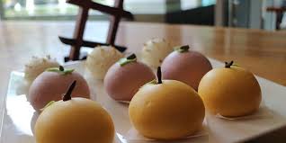 Ambil satu sendok teh isi, bulatkan, lakukan sampai adonan isi habis, sisihkan. Cara Bikin Bakpao Karakter Bentuk Landak Jeruk Atau Manggis Halaman All Kompas Com