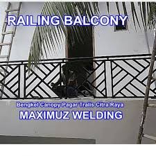 Disisi lain balkon juga bisa dimanfaatkan sebagai tempat untuk beristirahat ketika pagi atau. Pagar Minimalis Balkon Content