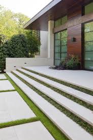 Treppen Im Garten Ideen Beispiele Und Tipps Fur Eine Schone Und Praktische Gartentreppe Mit Bildern Gartentreppe Zeitgenossische Gartengestaltung Moderne Landschaftsgestaltung