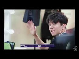 eng sub dimash idol hits intervyu v razdevalke igra na fortepiano youtube dimash dimashkudaibergen playing piano piano youtube idol