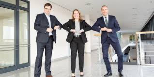 The latest from deutsche bank and the world of finance. Talanx Deutsche Bank And Talanx Agree Long Term Distribution Partnership For Insurance Products