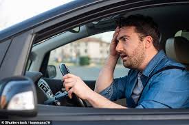 Stefanos tsitsipas ware vor ein paar jahren fast beim schwimmen ertrunken. Boyfriend Accidentally Leaves His Pregnant Girlfriend At A Petrol Station In Germany Daily Mail Online