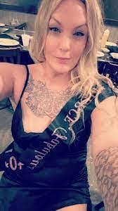 Kat Lawless's Instagram, Twitter & Facebook