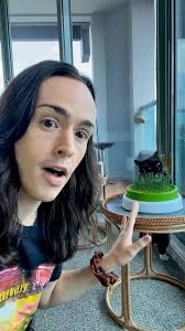 PART 3: So clever 😻 #CatGrass #MundaneMitchell