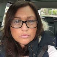 Bex Tarrant's Instagram, Twitter & Facebook