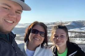 Fundraiser for Michelle Poulin by Tammy Lariviere : ;Victim of Domestic  Abuse;