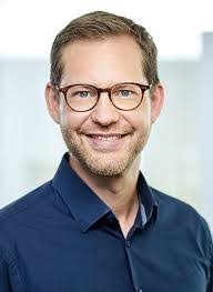 Tim Starke's Instagram, Twitter & Facebook