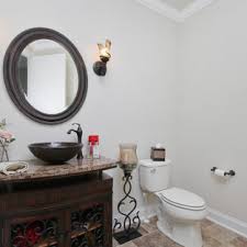 Powder room ideas to impress your guests without breaking the bank. 75 Beautiful Traditional Powder Room Pictures Ideas May 2021 Houzz