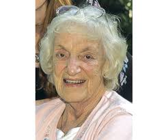 Auer Gail Obituary (2016)