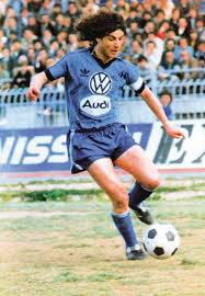 Βασιλησ χατζηπαναγησ ο μαγοσ τησ μπαλασ. Xatzhpanaghs H Texnikh Den Didasketai Brisketai Sto Myalo Den Exoyme Kala 10aria Superleague Interwetten Hraklhs Gazzetta Gr