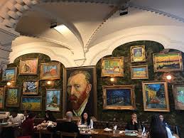 Nehmen sie sich zeit für ein englisches buch und genießen sie das lesevergnügen! Grand Cafe Van Gogh Picture Of Grand Cafe Van Gogh Bucharest Tripadvisor