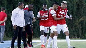 El rojiblanco rescindió el vínculo laboral del extremo de 26 años, de carepa (antioquia). Santa Fe Vs Millonarios How To Watch Colombia Liga Betplay Matches Goal Com
