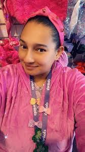 Lilibeth Rivera's Instagram, Twitter & Facebook