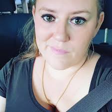 Hi Im looking for parts to this Beta Spider: 1. Rear bumper 2. Left rear  lamp cover 3. Ignition + key Location: Poland but I can pay for postage  from Europe. Btw: