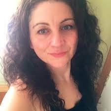 Karen Graber's Instagram, Twitter & Facebook