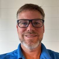 1000+ perfiles de «Bassham»