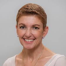 Kristen Derosa's Instagram, Twitter & Facebook