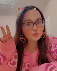 Bailey Flowers (@baileyrose1224) • Instagram photos and videos