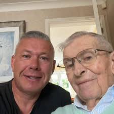 Taylor Swift in Philippines Apple Music Daily Top 100 (December 27, 2025)  🇵🇭 2️⃣#TheFateofOphelia (+1) 👑 4️⃣#Opalite (-2) 1️⃣9️⃣#Wi$hLi$t (+5)  3️⃣2️⃣#Fortnight ft. Post Malone (+6) 4️⃣9️⃣#CruelSummer (-3) 5️⃣5️⃣ ...