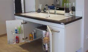 Le lavabo doit être suspendu, avec le rebord antérieur à maximum 85 cm du sol et un espace libre en dessous d'au moins 70 cm. Salle De Bains Adaptees Pour Tous Pmr Amrconcept